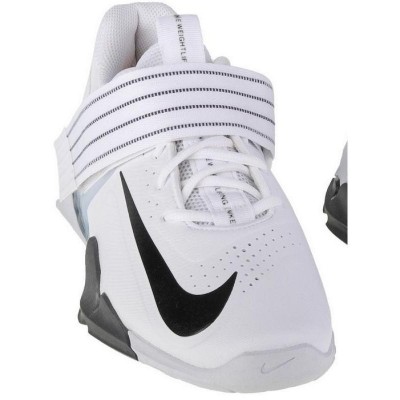 Nike Savaleos M CV5708-100 shoe